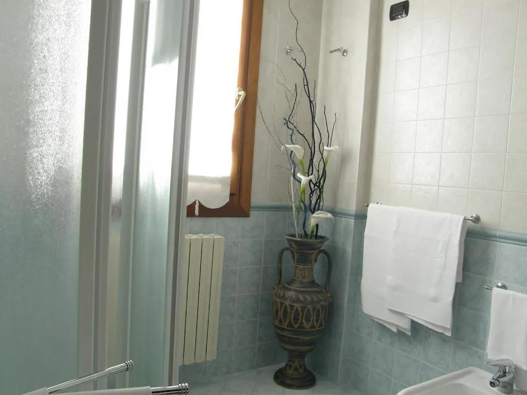 Bed & Breakfast Residence Meuble' Cortina Quinto Di Treviso
