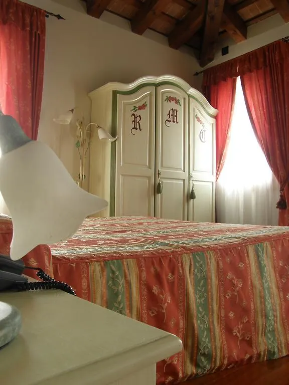 Residence Meuble' Cortina Quinto Di Treviso Bed & Breakfast