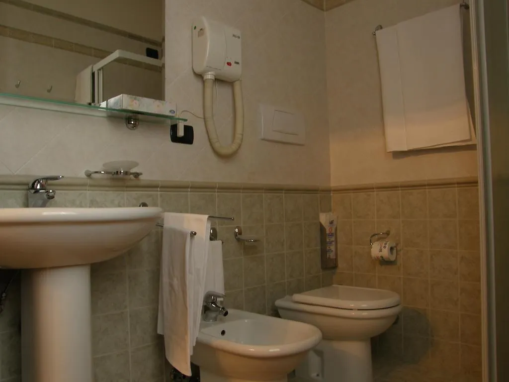 Residence Meuble' Cortina Quinto Di Treviso Italy